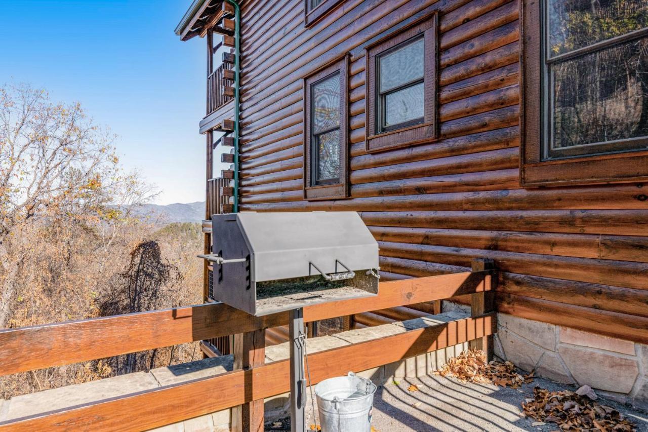 Bearly Believable Villa Sevierville Exterior photo